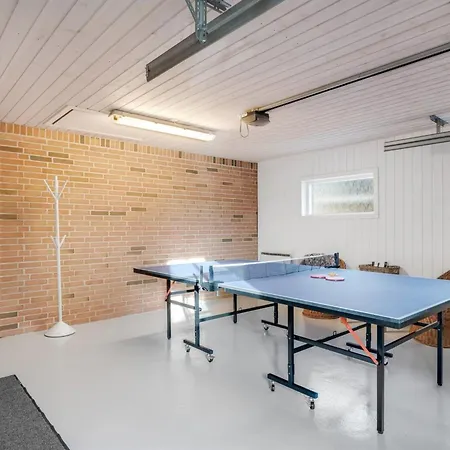 Elsi - 1-3km From The Sea By Interhome