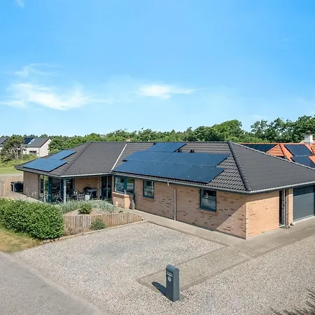 Elsi - 1-3km From The Sea By Interhome *