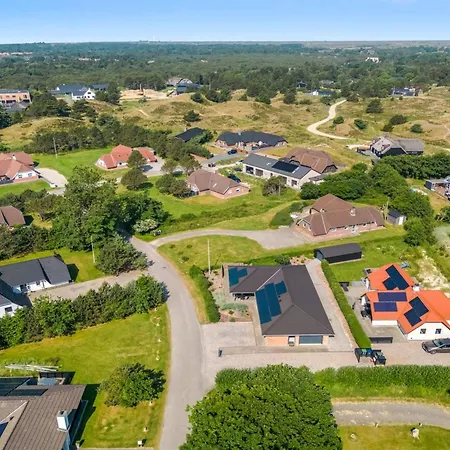 Elsi - 1-3km From The Sea By Interhome