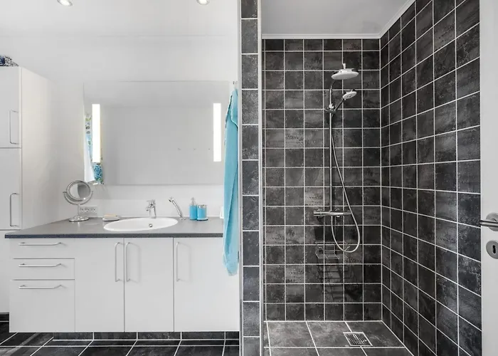 Elsi - 1-3km From The Sea By Interhome